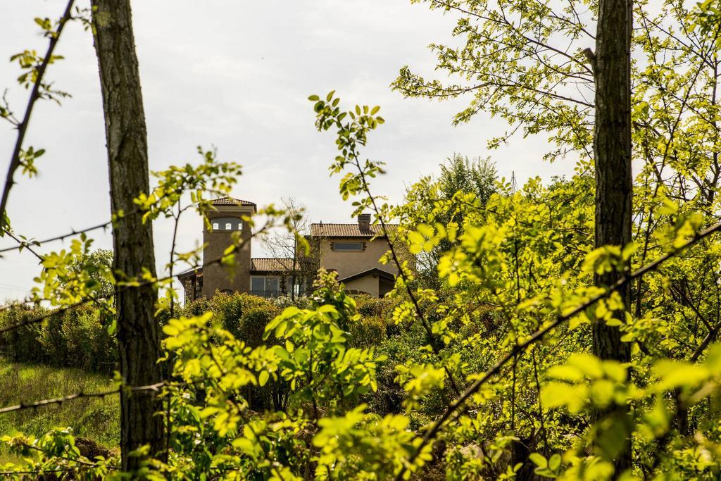 Relais Mondotella Pozzolengo Exteriör bild