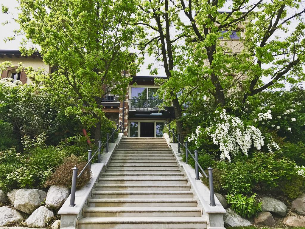 Relais Mondotella Pozzolengo Exteriör bild
